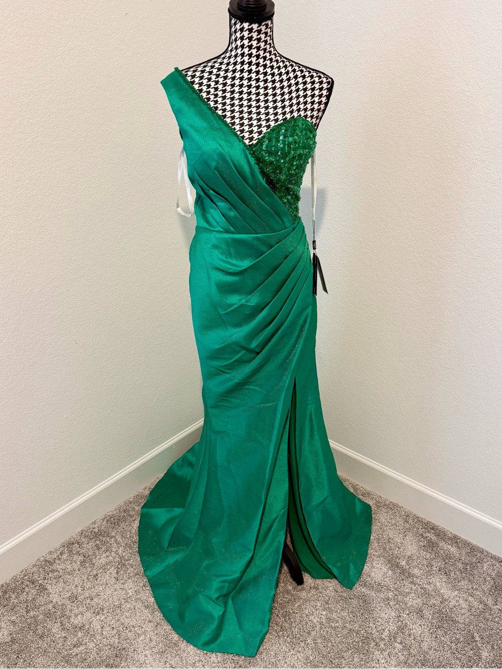 Terani Couture Evening 232e1229 Nwt Size 6
